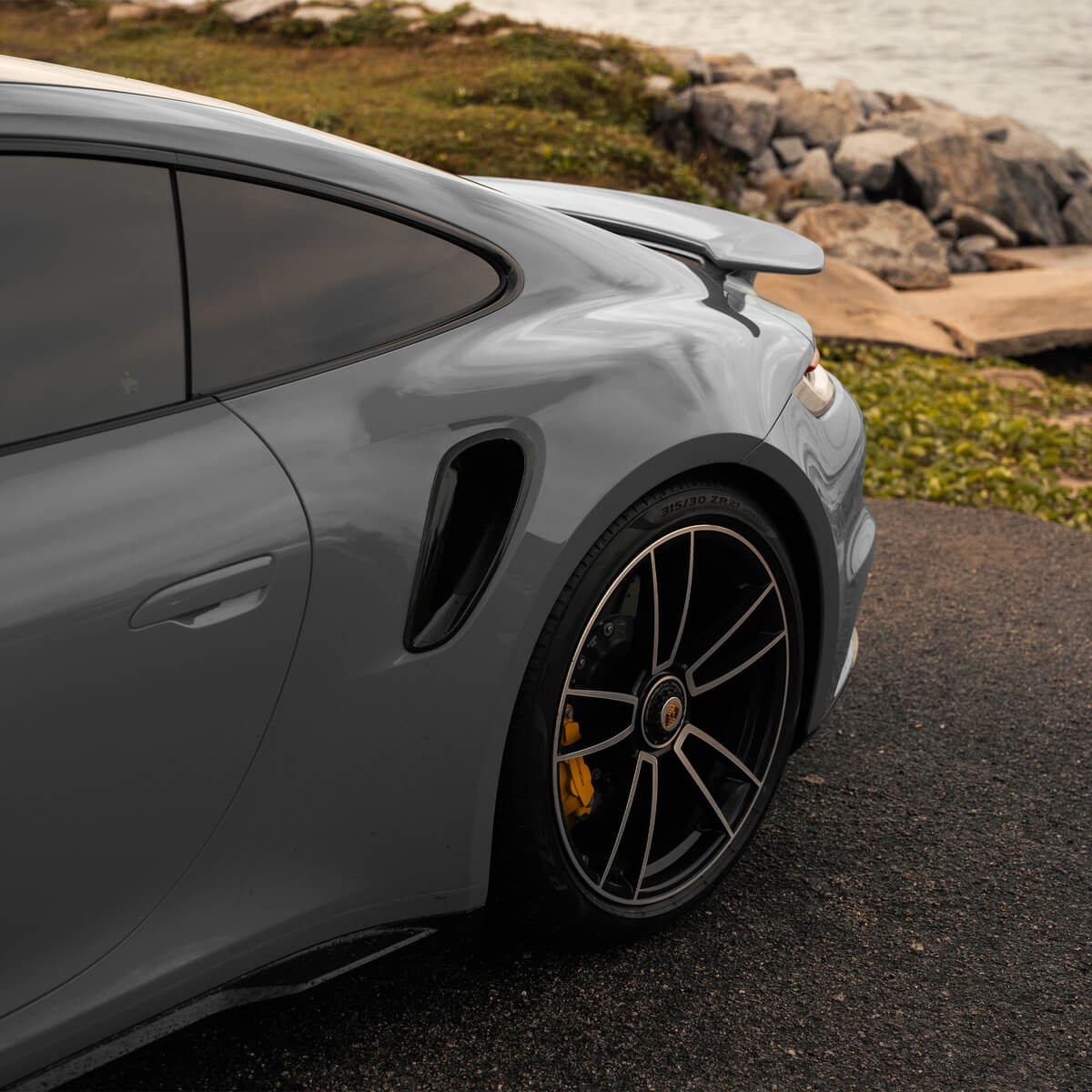 Grey gloss